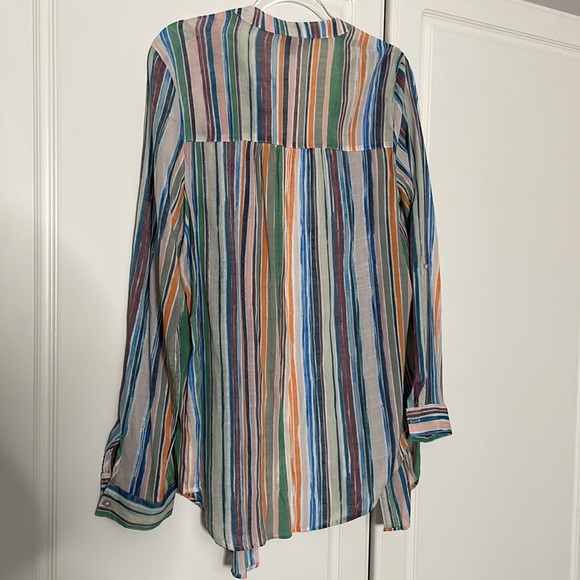 ⭐️5/$15⭐️ Zac & Rachel striped button up shirt - Picture 5 of 6